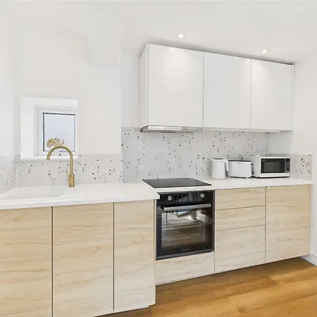 Host & - The Surf Shack בית נופש