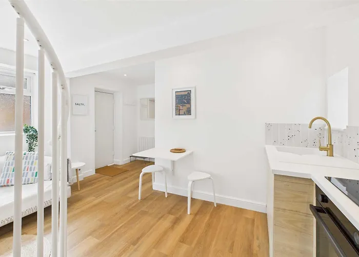 Host & - The Surf Shack Ferienhaus Saltburn-by-the-Sea