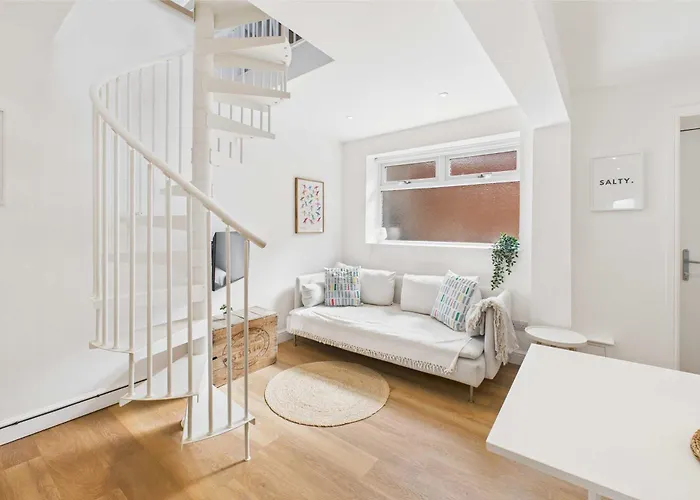 Host & - The Surf Shack